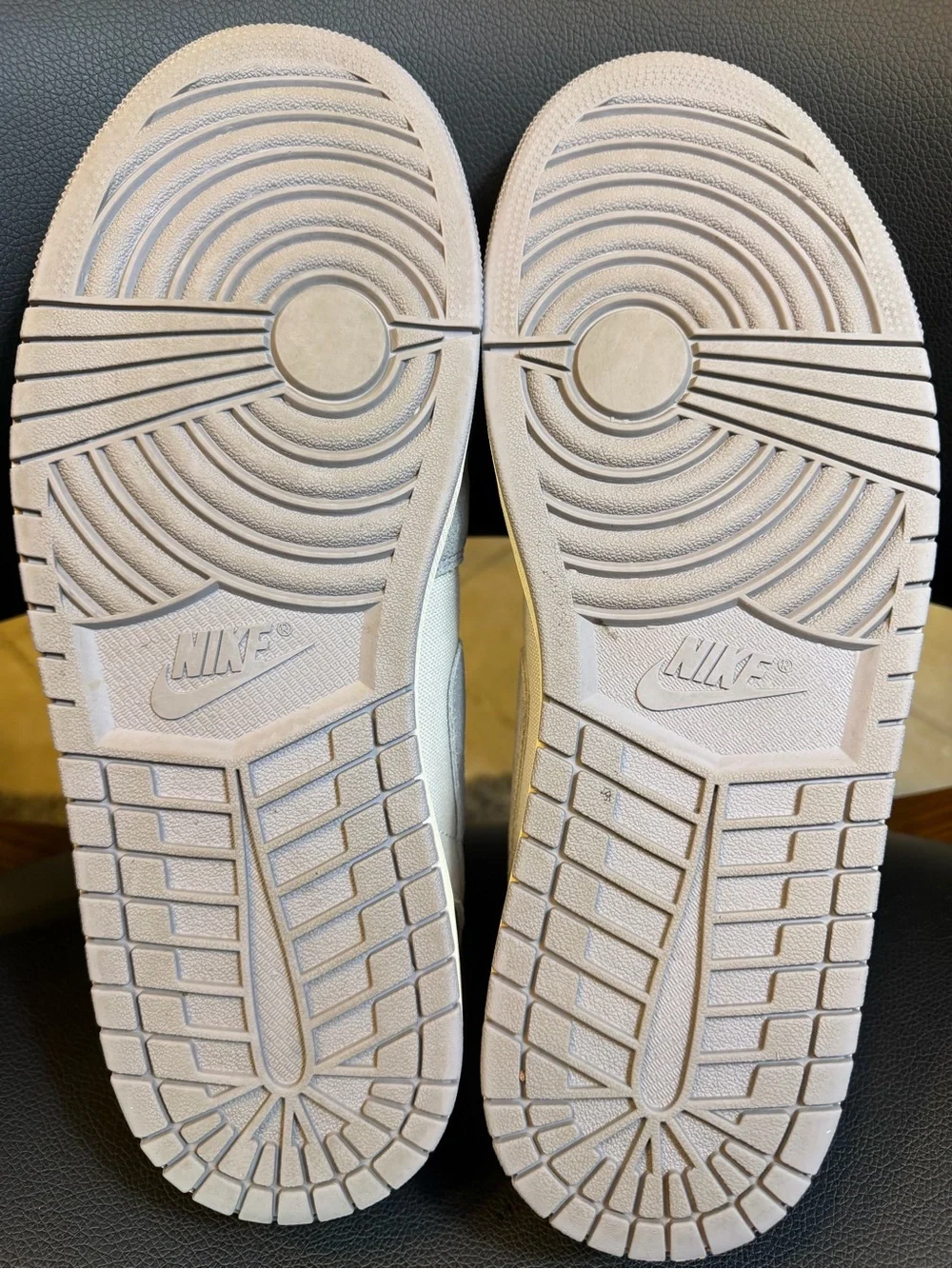 Nike stylish low